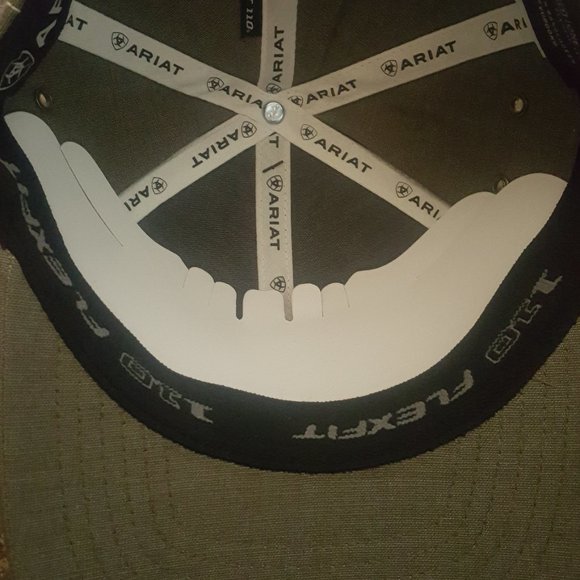 Ariat flex110 (grey and white) with an adjustable strap - Picture 5 of 7